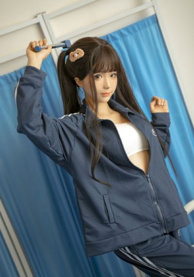 美女裸体摔角网站_无广告免费播放高清电影